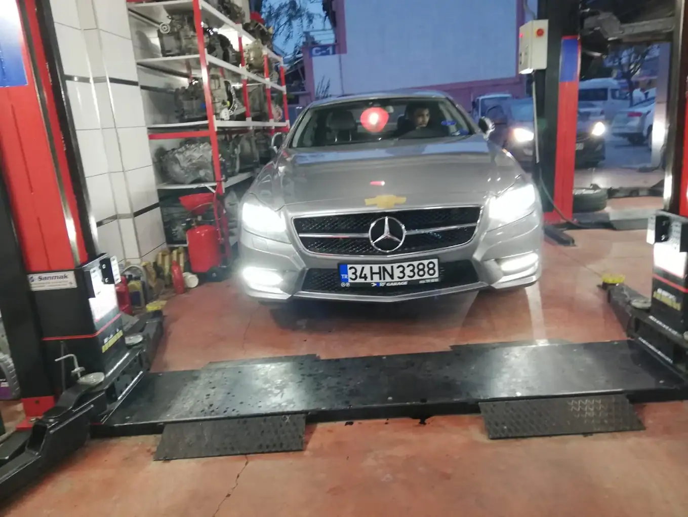 Mercedes CLS Kartal Otomatik Şanzıman — 7G/9G-Tronic şanzıman tamiri